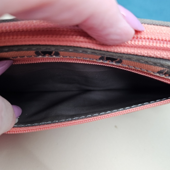 Fossil Pink Women's Wallet - Picture 4 of 7